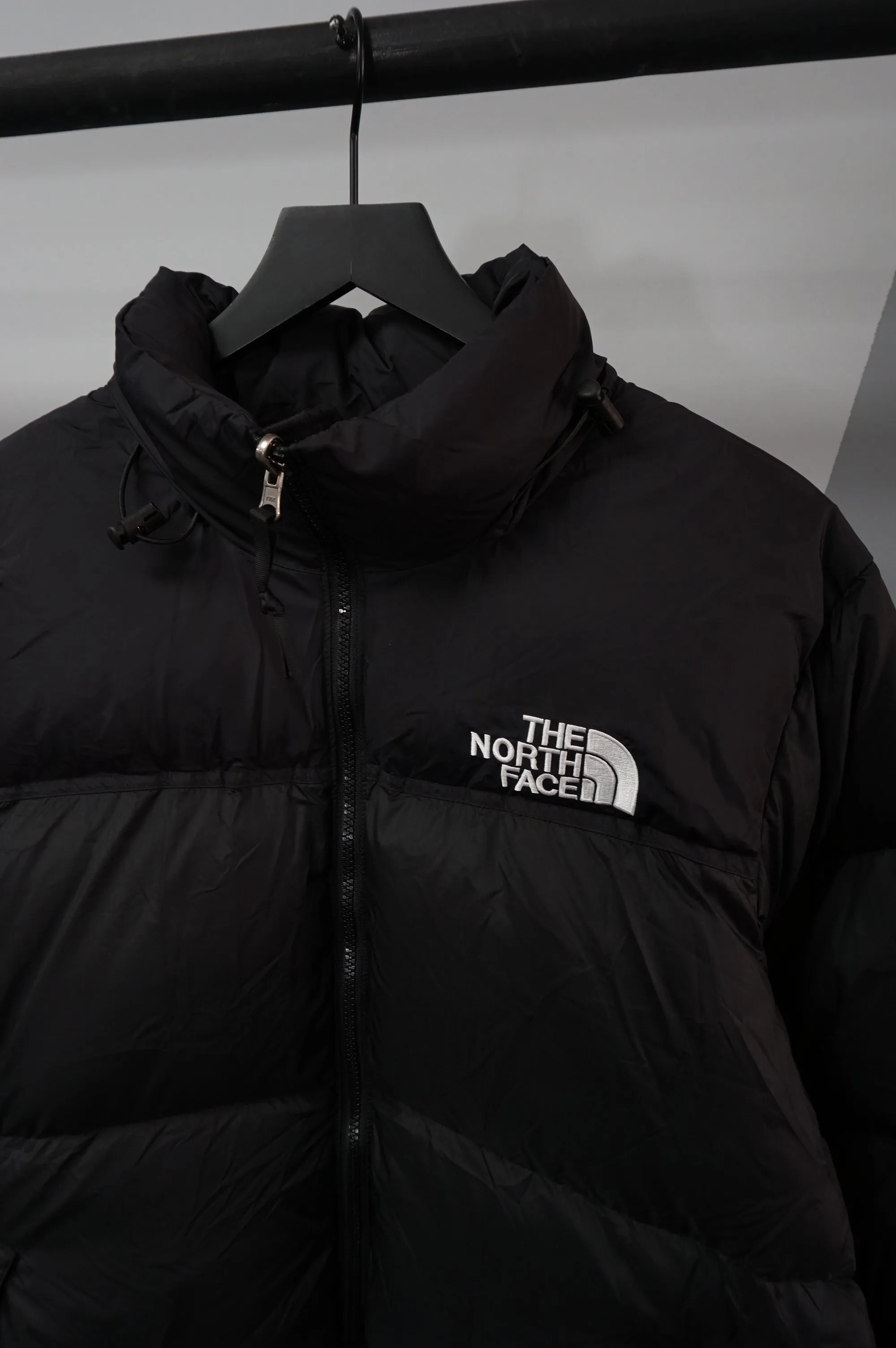 (L) The North Face Puffer Jacket