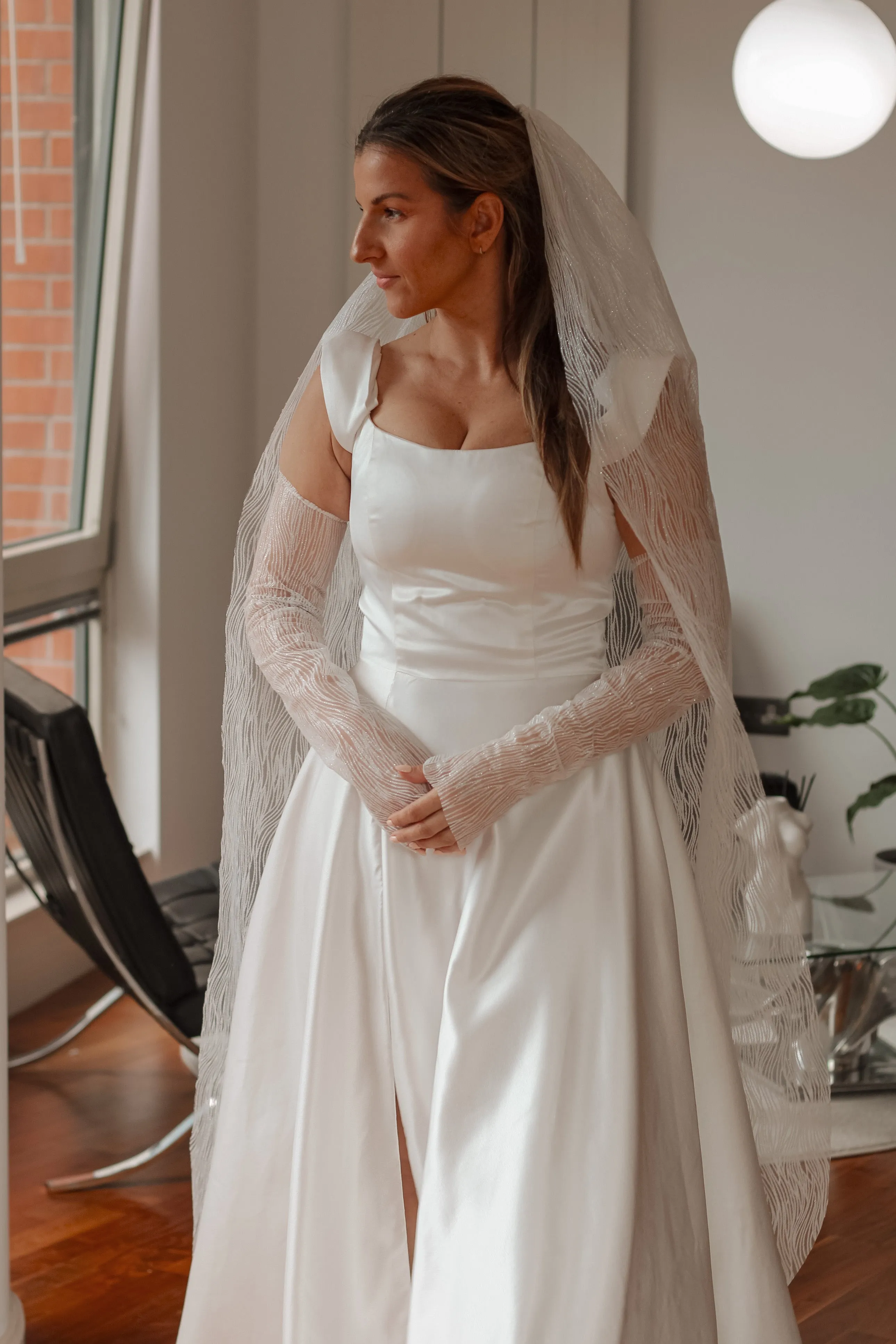 Luxury Fingerless Bridal Gloves