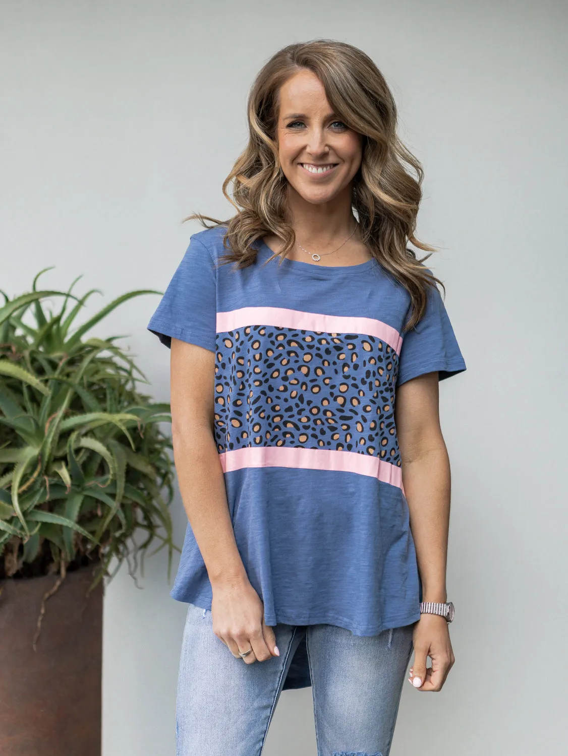 Maggie Leopard Tee - Indigo